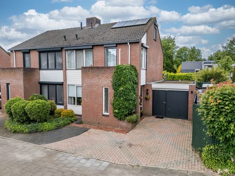 Middelreuvelt 77