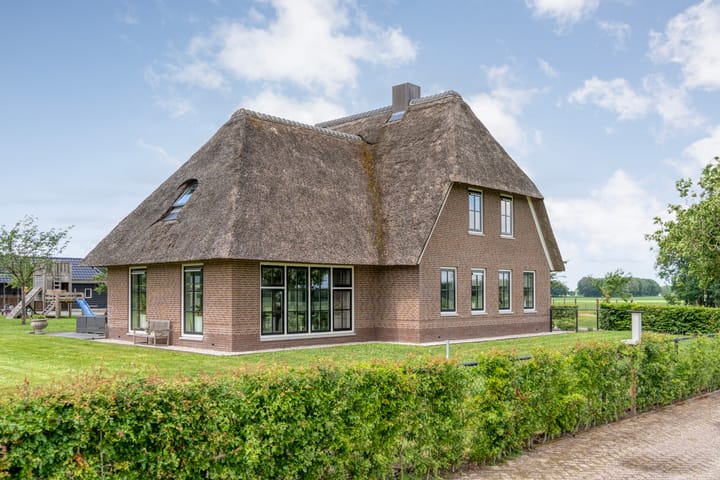 Ronde Blesse 4 main image