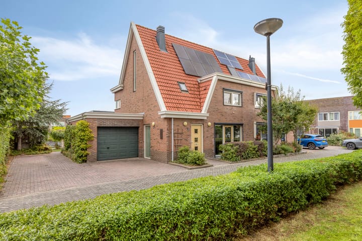 Neeltje Lokerseland 40 main image