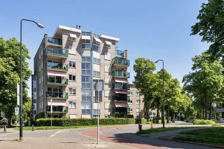 Burgemeester Des Tombeplein 99 main image