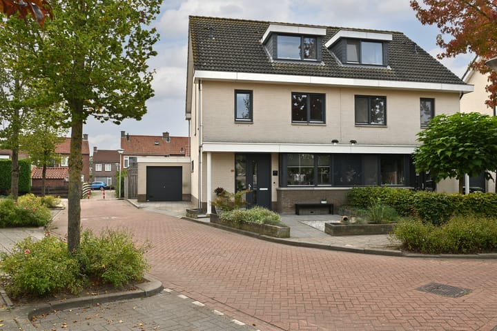 Hof van Steenbergen 14 main image
