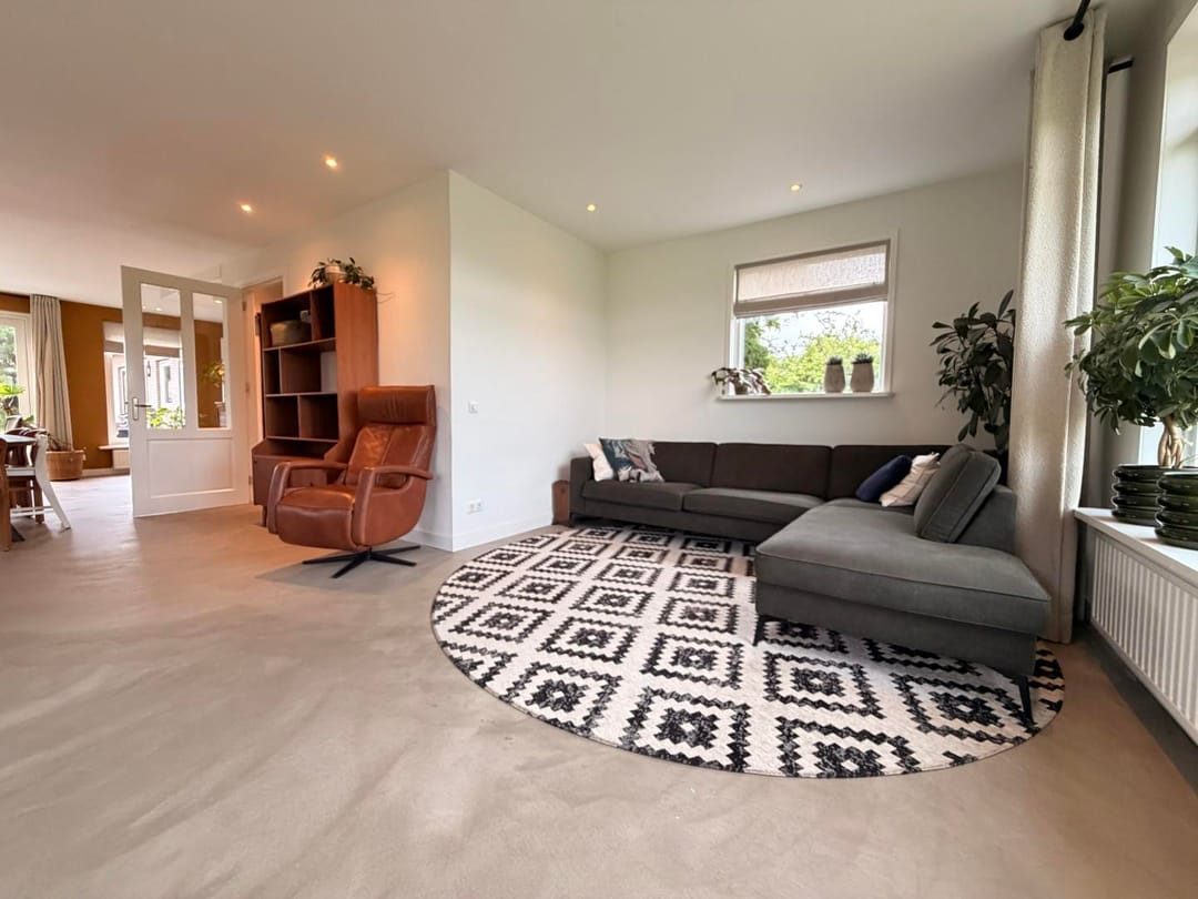 House Image 3