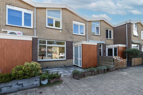 Dennenlaan 8 main image