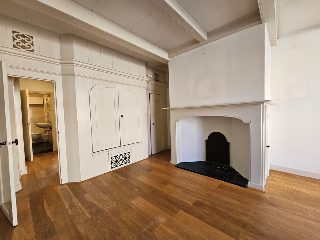 House Image 4