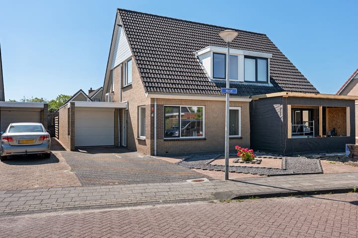 Merel 14 main image
