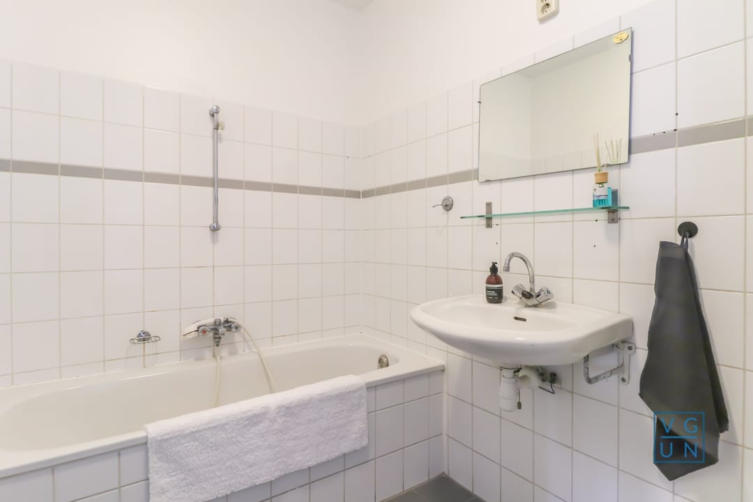 House Image 5