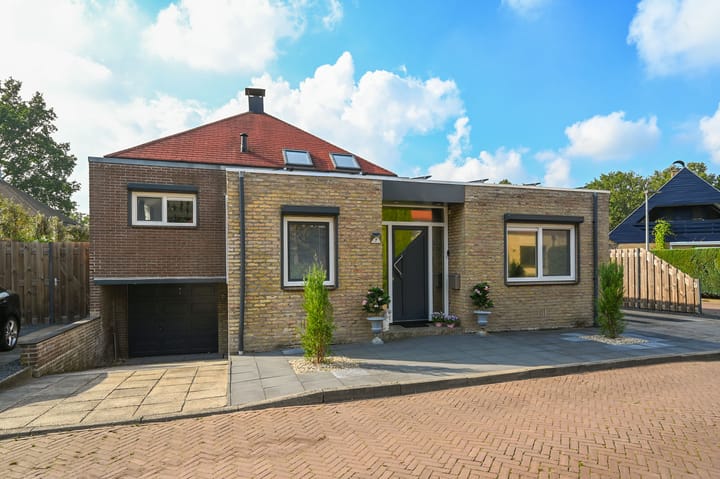 Meinwerkstraat 7 main image