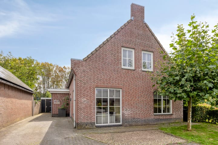 Sint-Oedenrodeseweg 26 main image