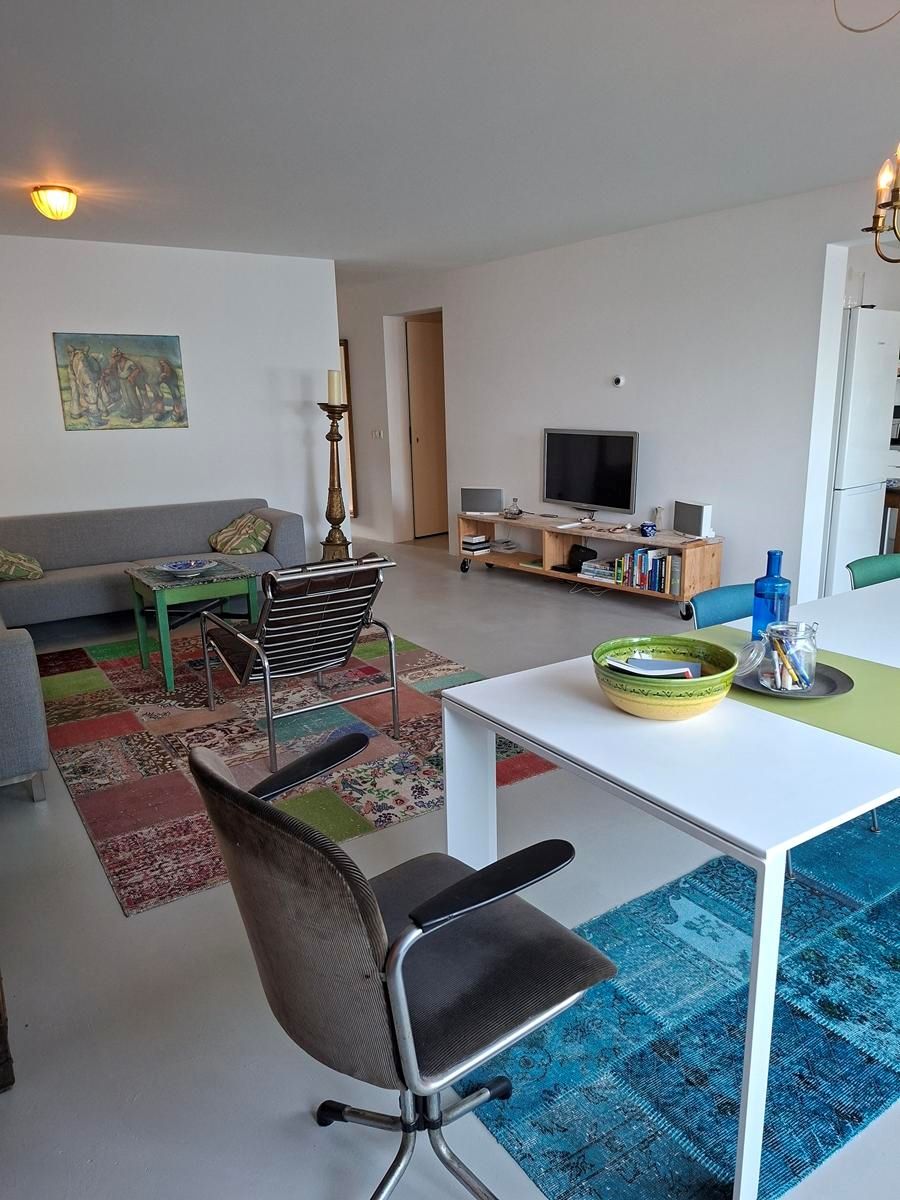 House Image 5