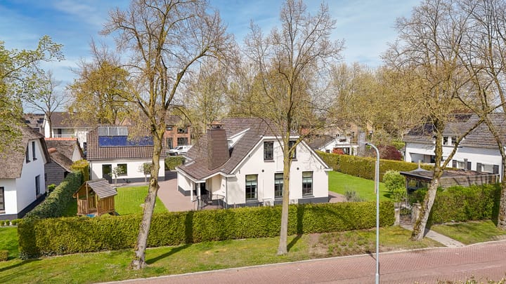 Middendam 12 main image
