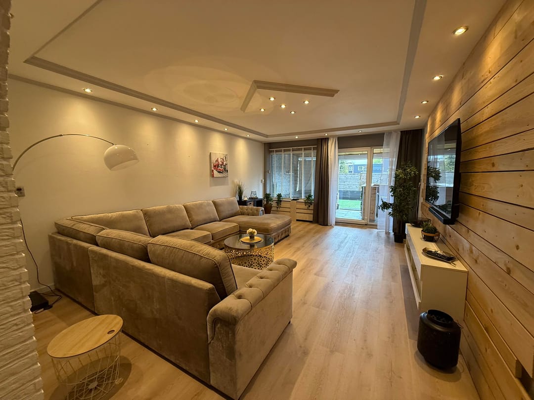 House Image 5