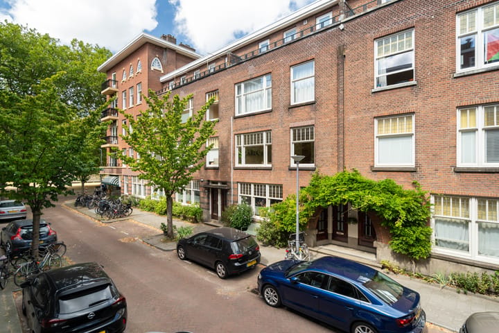 Van Vlooswijkstraat 17-A01 main image