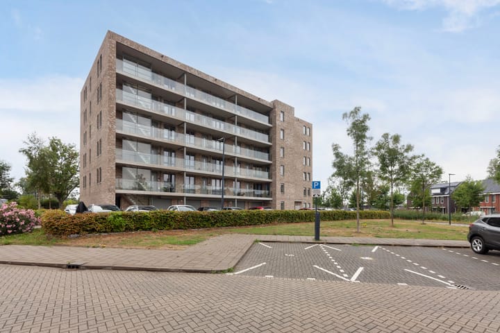 Esther Vergeerstraat 93 main image