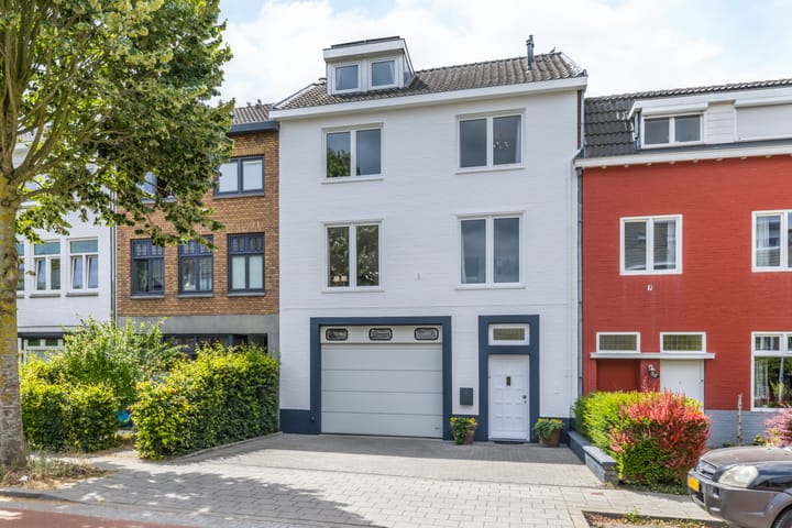Bilserbaan 47 main image
