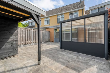 Ridderspoor 16 secondary image