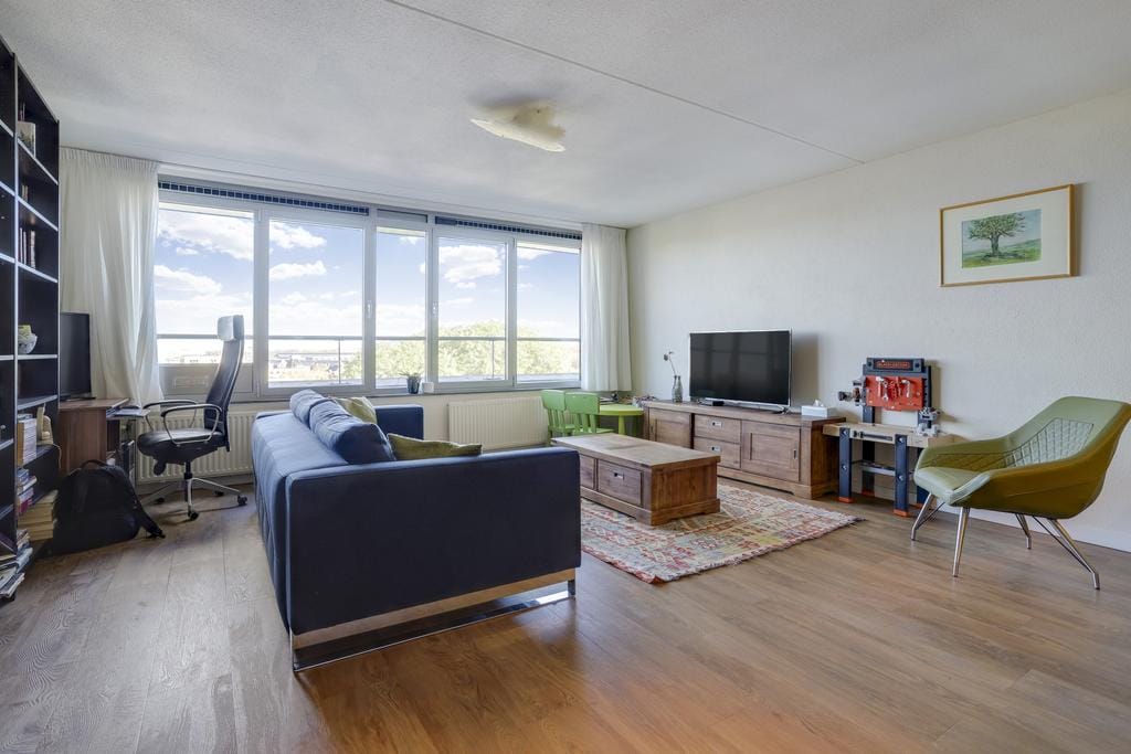 House Image 2