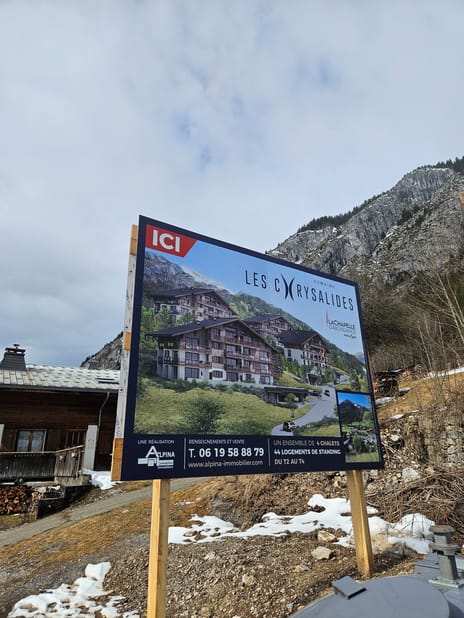 Route de Savoie 1033-C301 tertiary image