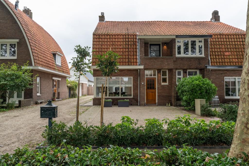 House Image 2
