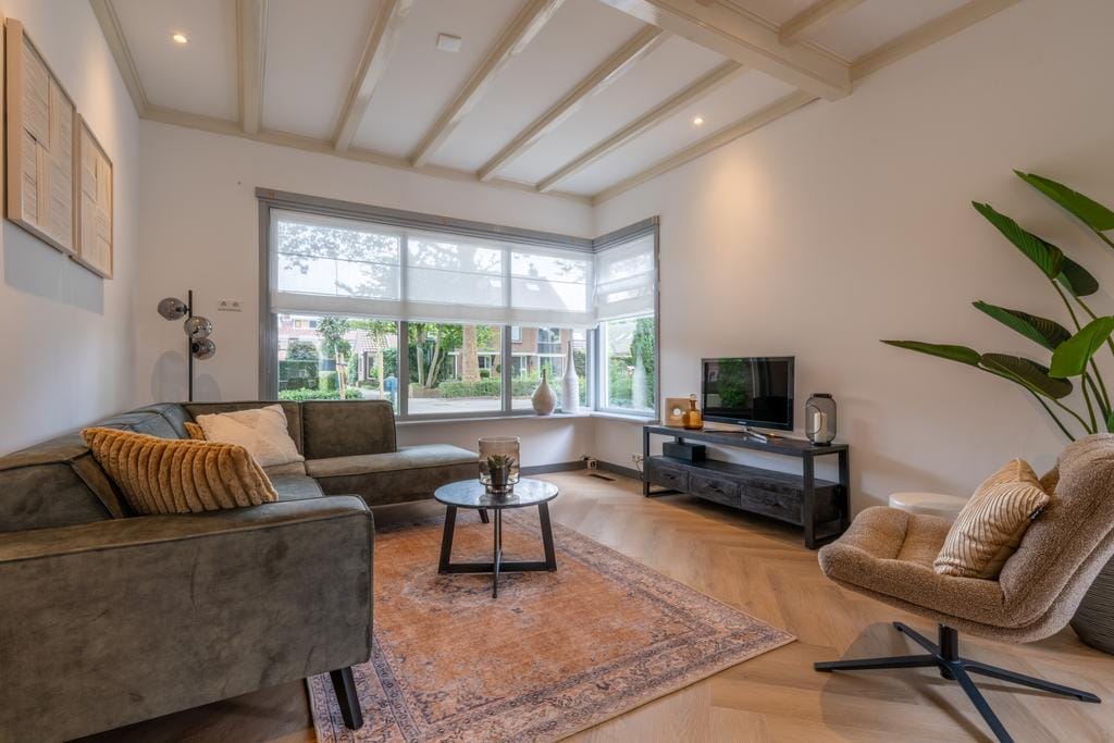 House Image 4