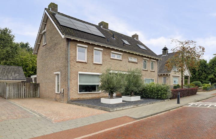 Sint Annatroonstraat 45 main image