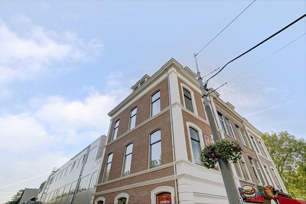 recent house