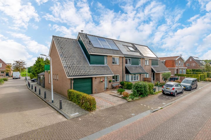 J.J. Allanstraat 300 main image