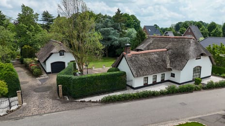 Heilige Huisjes 15 secondary image