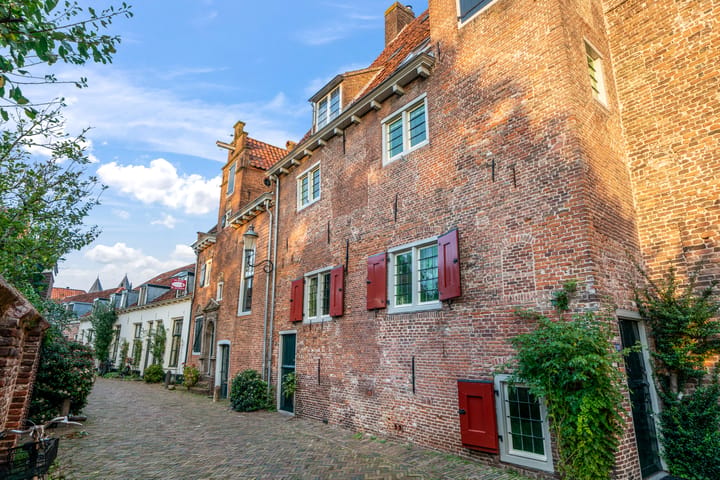 Muurhuizen 107 main image