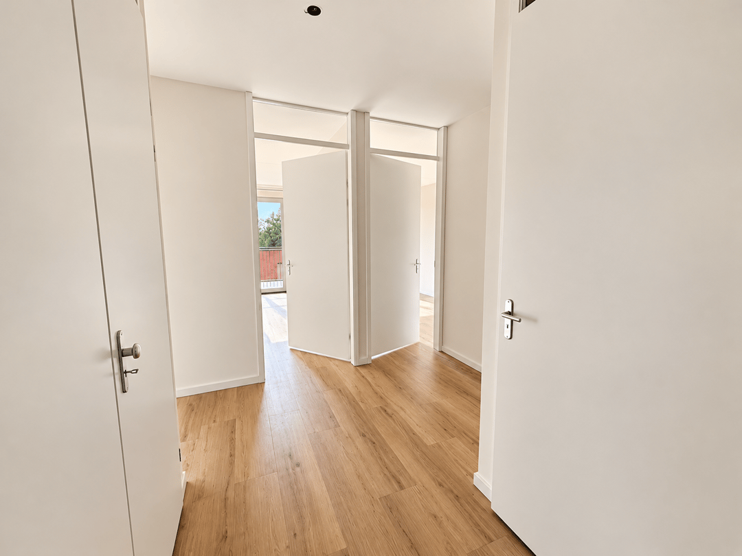 House Image 5