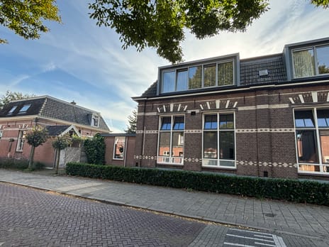 free-sector-houses for rent on Twekkelerweg 86-D