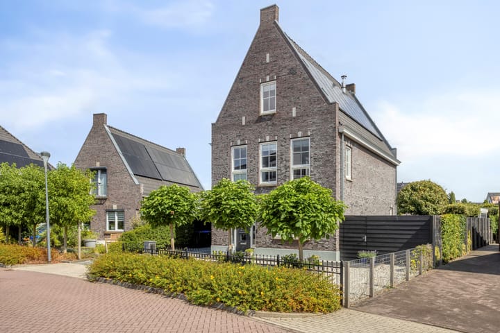 Essenlaan 100 main image