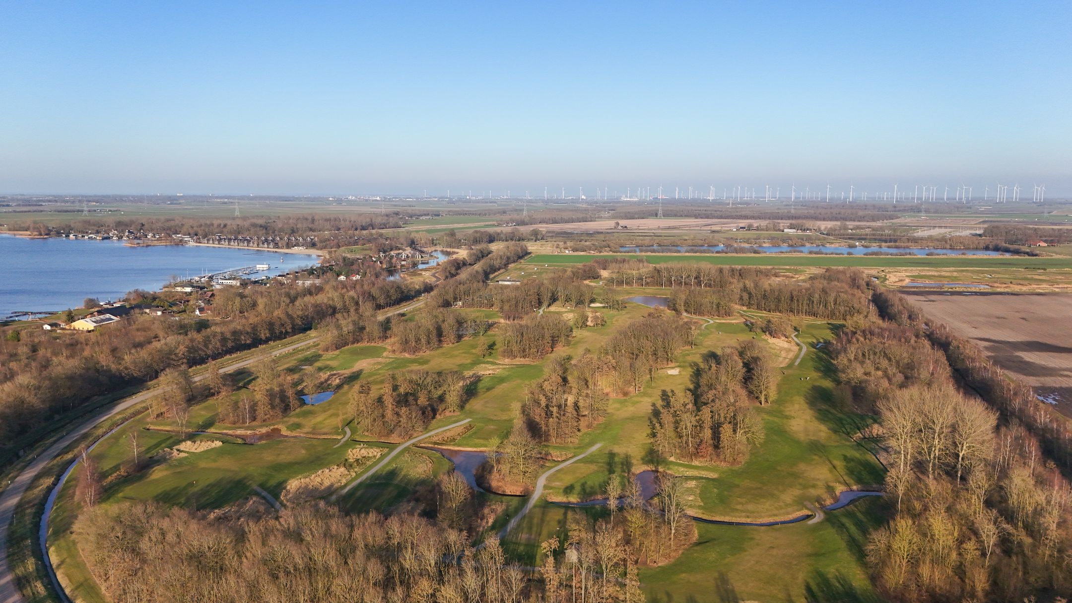 Foto 7 van Hofparken - De Groningse Meren