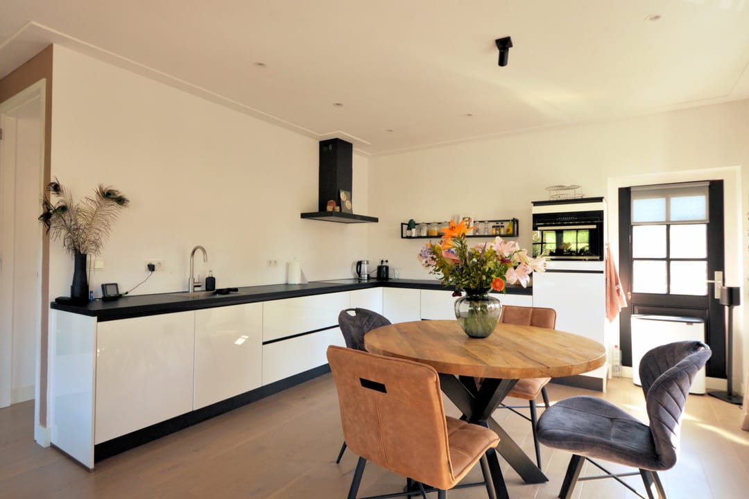House Image 5