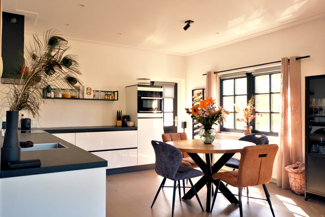 House Image 4