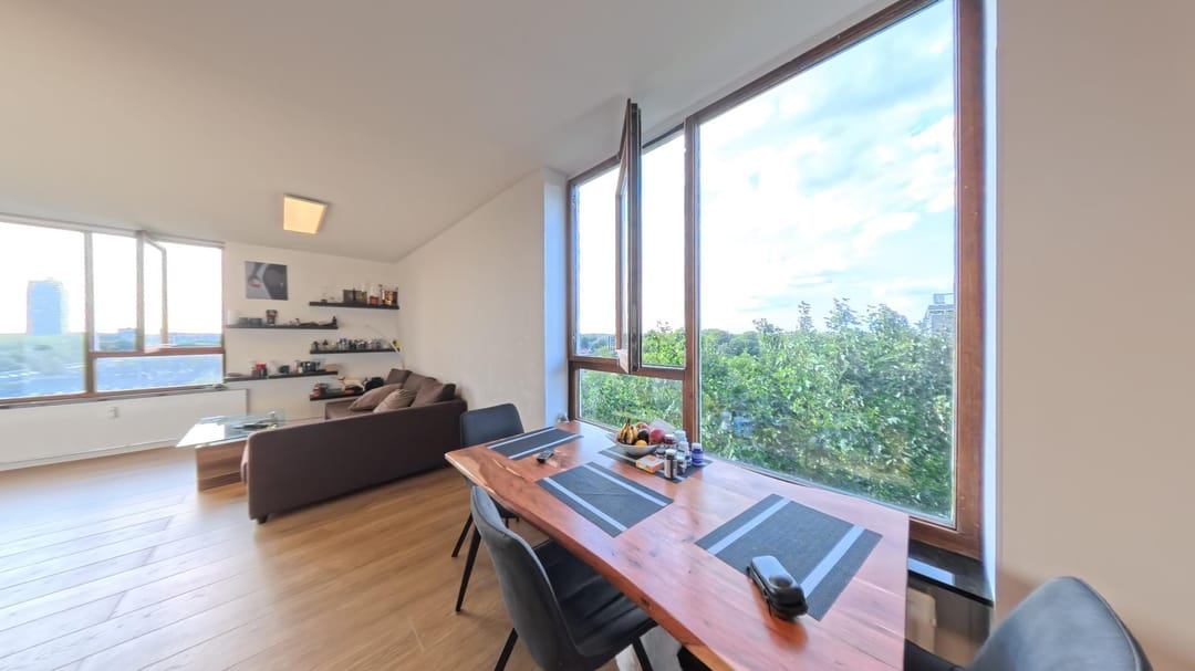 House Image 4