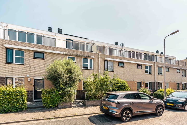 Tongelaer 96 main image