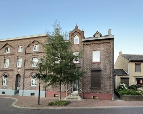 undefined main image