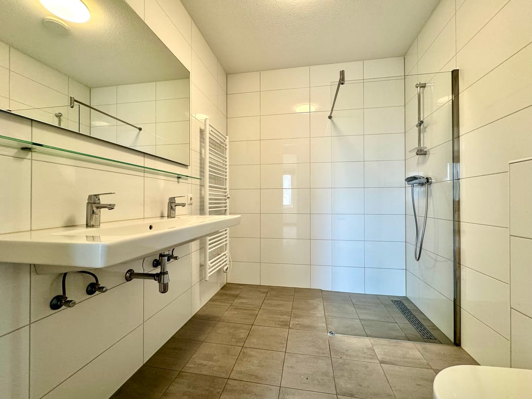 House Image 5