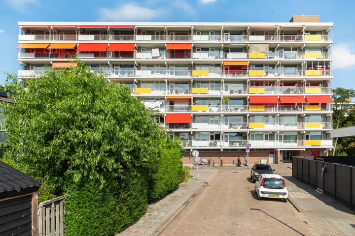 Burgemeester A. van Walsumlaan 319 main image