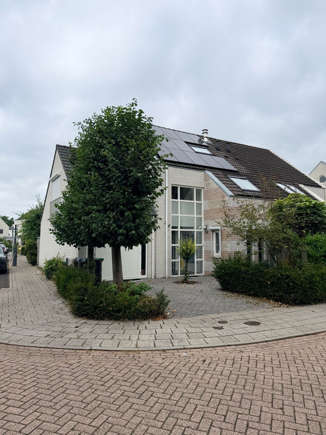 House Image 2