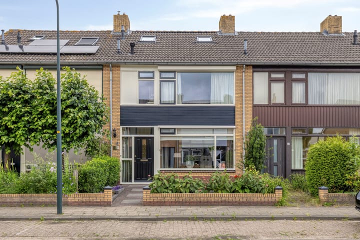Burgemeester Hoytema van Konijnenburglaan 34 main image