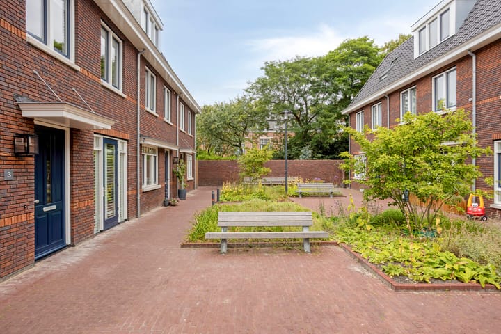 Bloemistenhof 3 main image