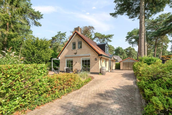 Korhoenlaan 1-63 main image