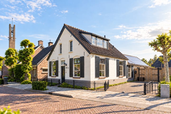 Burgemeester Buskensstraat 22 main image