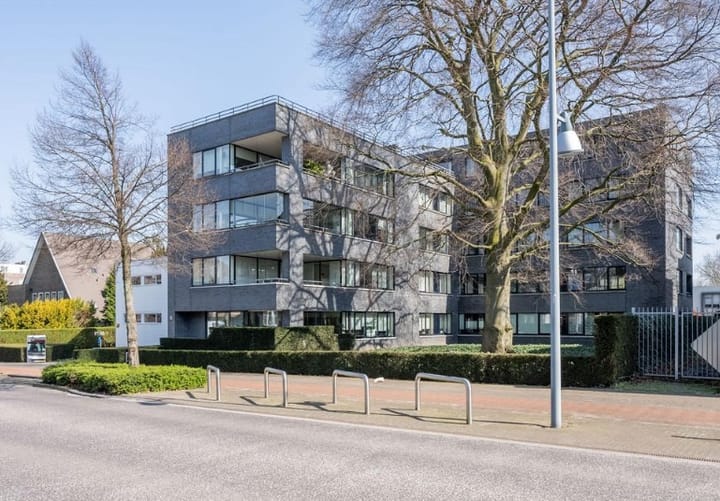 Rijksweg Zuid 24-11 main image