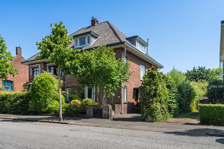 Prins Bernhardlaan 47 main image