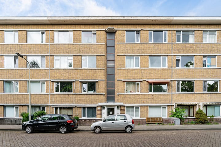 Appartement te koop: Moerweg 354, Moerwijk-Noord Haag
