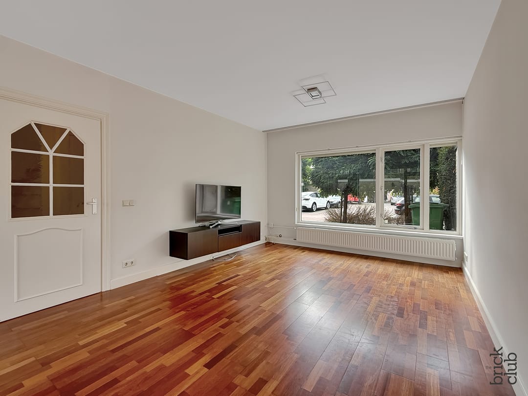 House Image 2