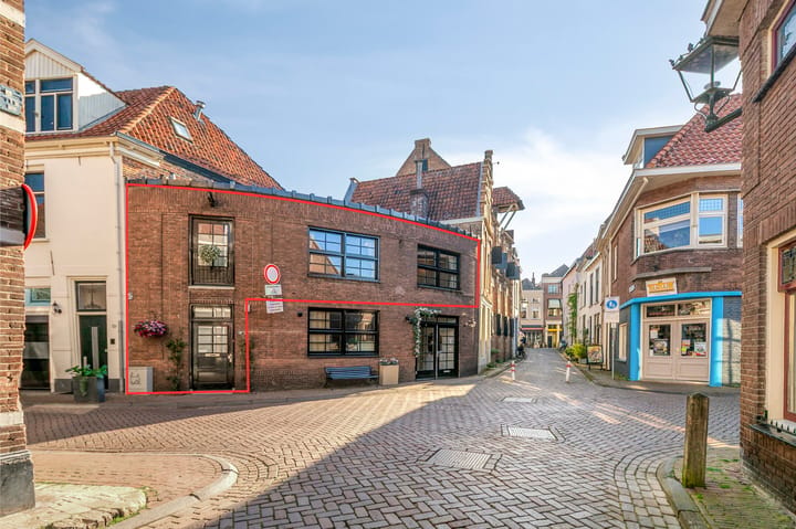 Burgwalstraat 10-01 main image
