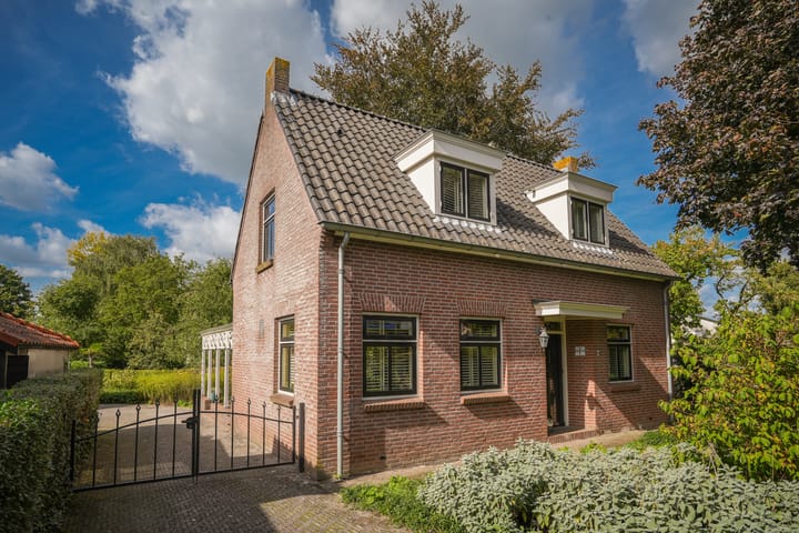 Hintham 18 main image